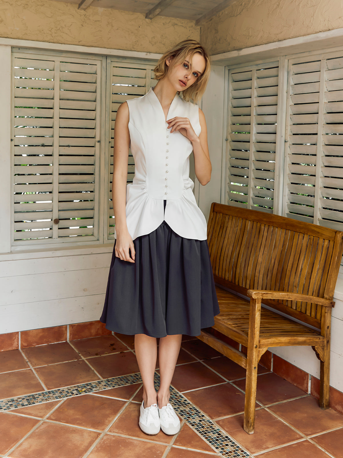 Lucy - peplum vest