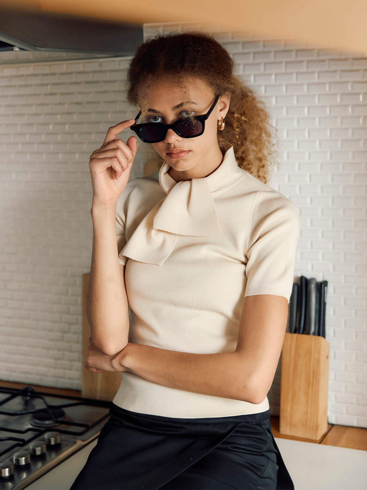 Violet - bow knit top