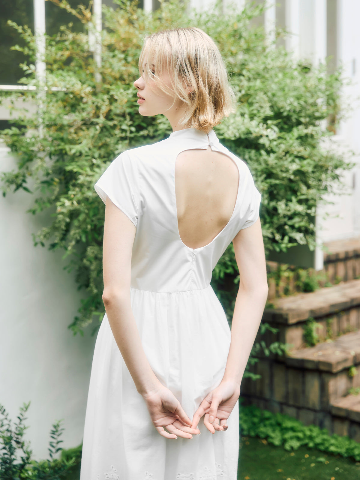 Surrey - Back open dress