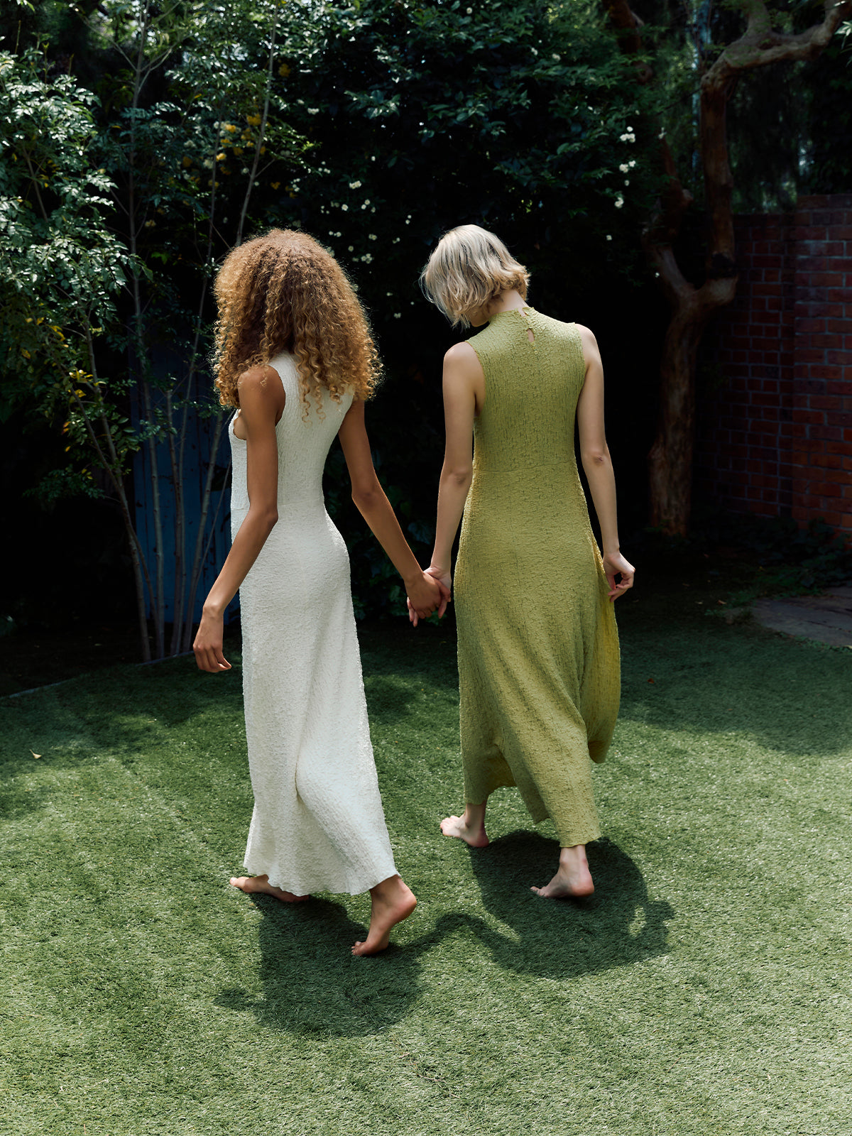 Terrace - high neck sleevelss dress