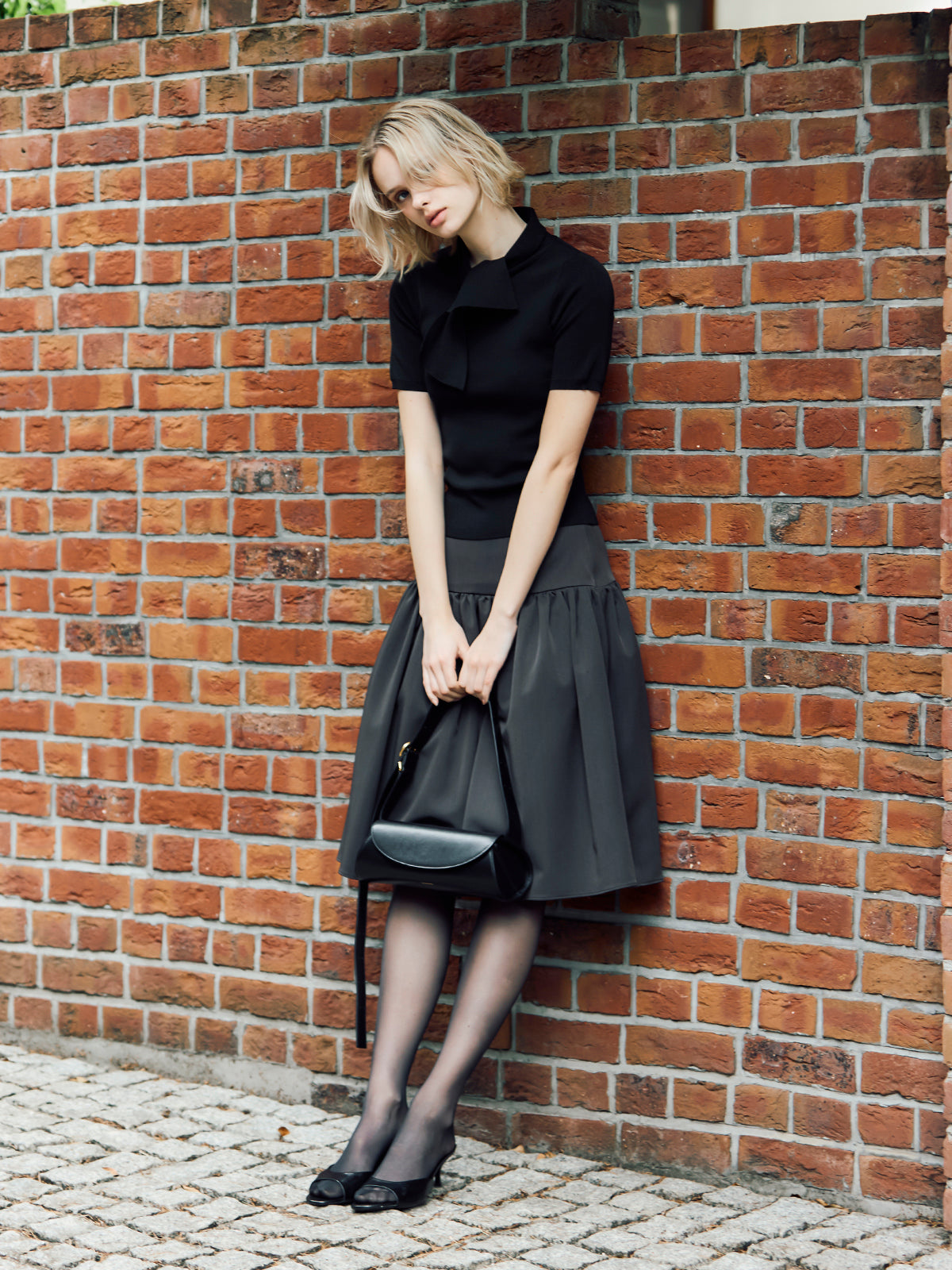 Violet - bow knit top