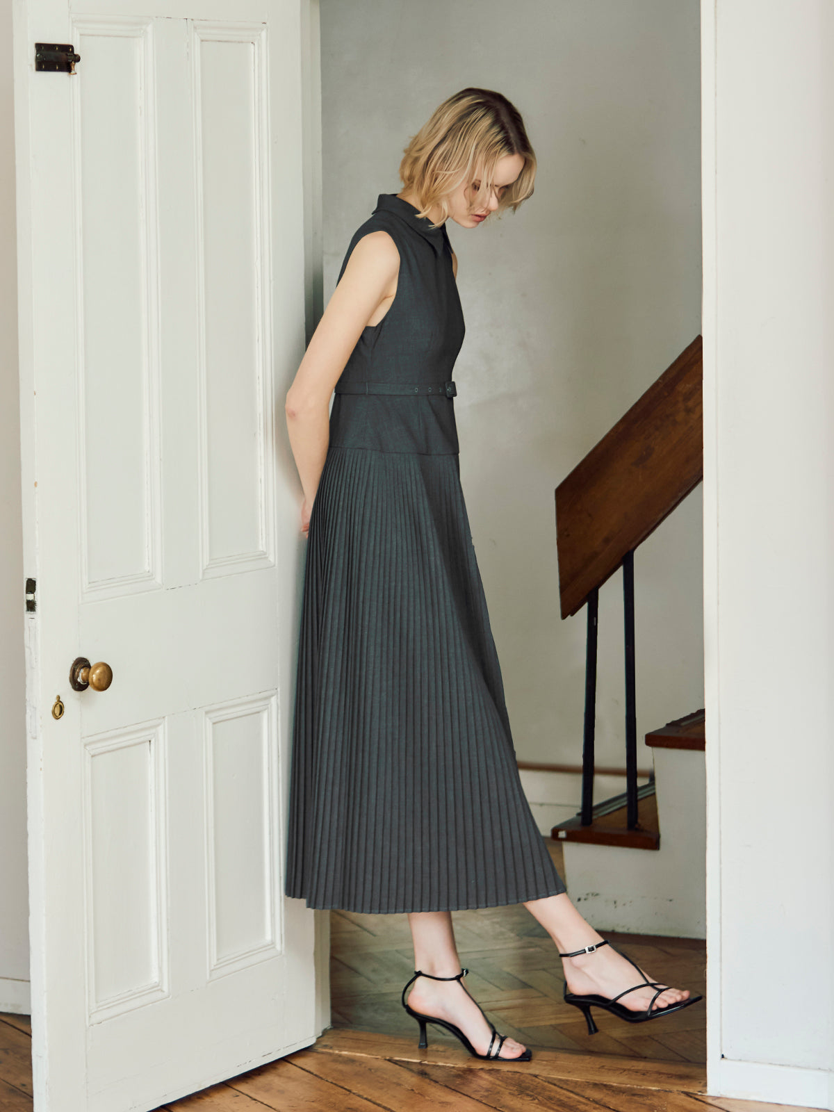 Beebe - Prim pleats dress